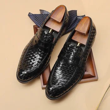 Мъжки ежедневни обувки от естествена кожа ръчно изработени, тканая дрехи бизнес в британския стил, дишаща мъжки обувки с плетением от телешка кожа