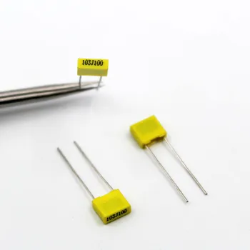 корректирующий кондензатор 100 0,01 uf/10 NF + -10%, с радиальными изводи, фолио тип кутия